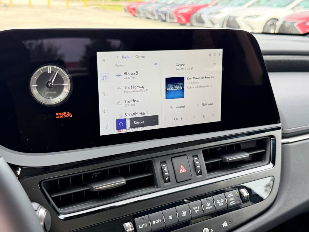 New 2025 Lexus ES 350 ES 350 image 12