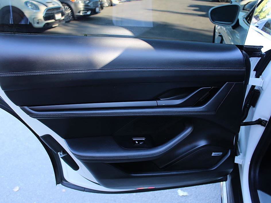 Used 2020 Porsche Taycan Turbo AWD/4WD image 18