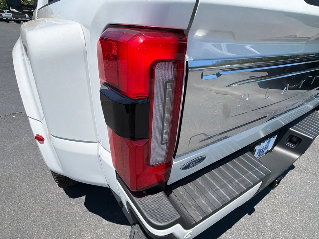 New 2026 Ford F350 Platinum w/ Platinum Plus Package AWD/4WD image 26