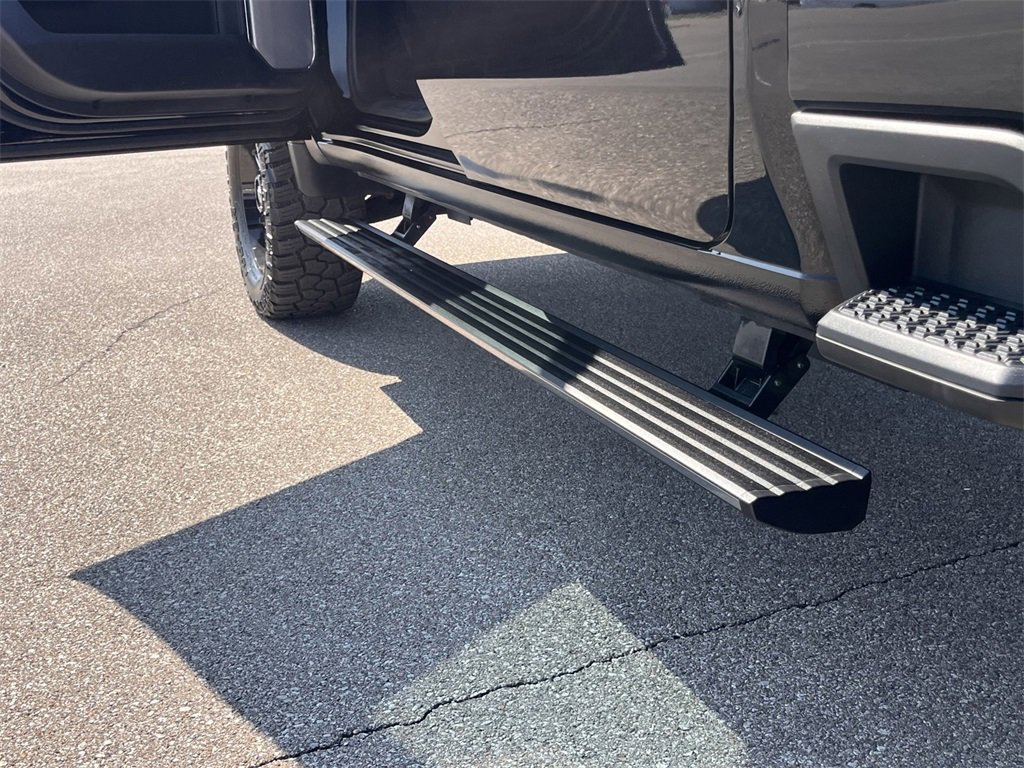 Used 2024 GMC Sierra 3500 Denali Ultimate image 15