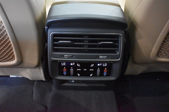 Used 2026 Audi Q7 3.0T Premium Plus w/ Premium Plus Package AWD/4WD image 26