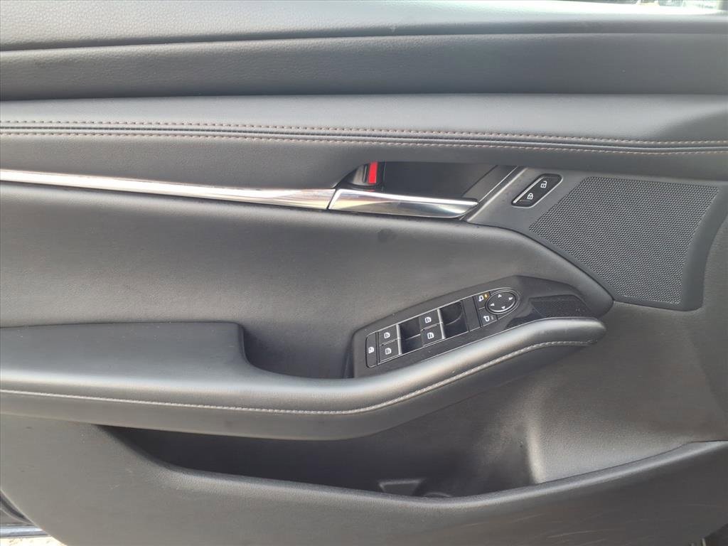 Used 2025 MAZDA MAZDA3 s image 15