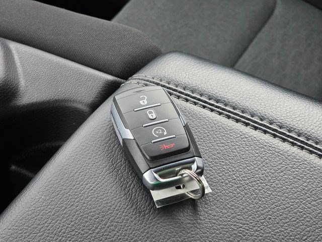 Used 2025 RAM 1500 Big Horn AWD/4WD image 36