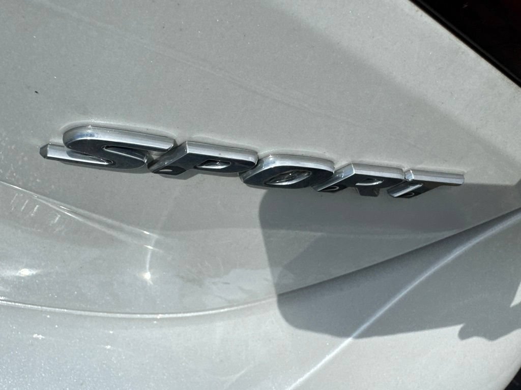 Used 2023 Honda Civic Sport image 3