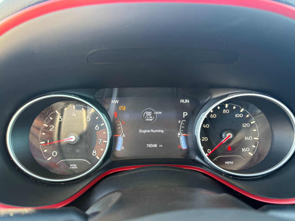Used 2018 Jeep Compass Trailhawk w/ Leather Interior Group AWD/4WD image 16