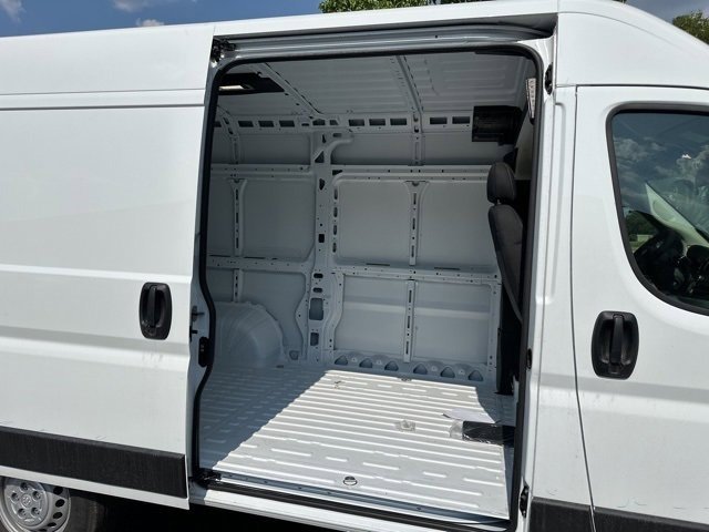 New 2024 RAM ProMaster 1500 w/ Safety Group FWD image 5