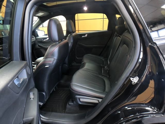 Used 2025 Ford Escape ST-Line Elite w/ Premium Technology Package image 20
