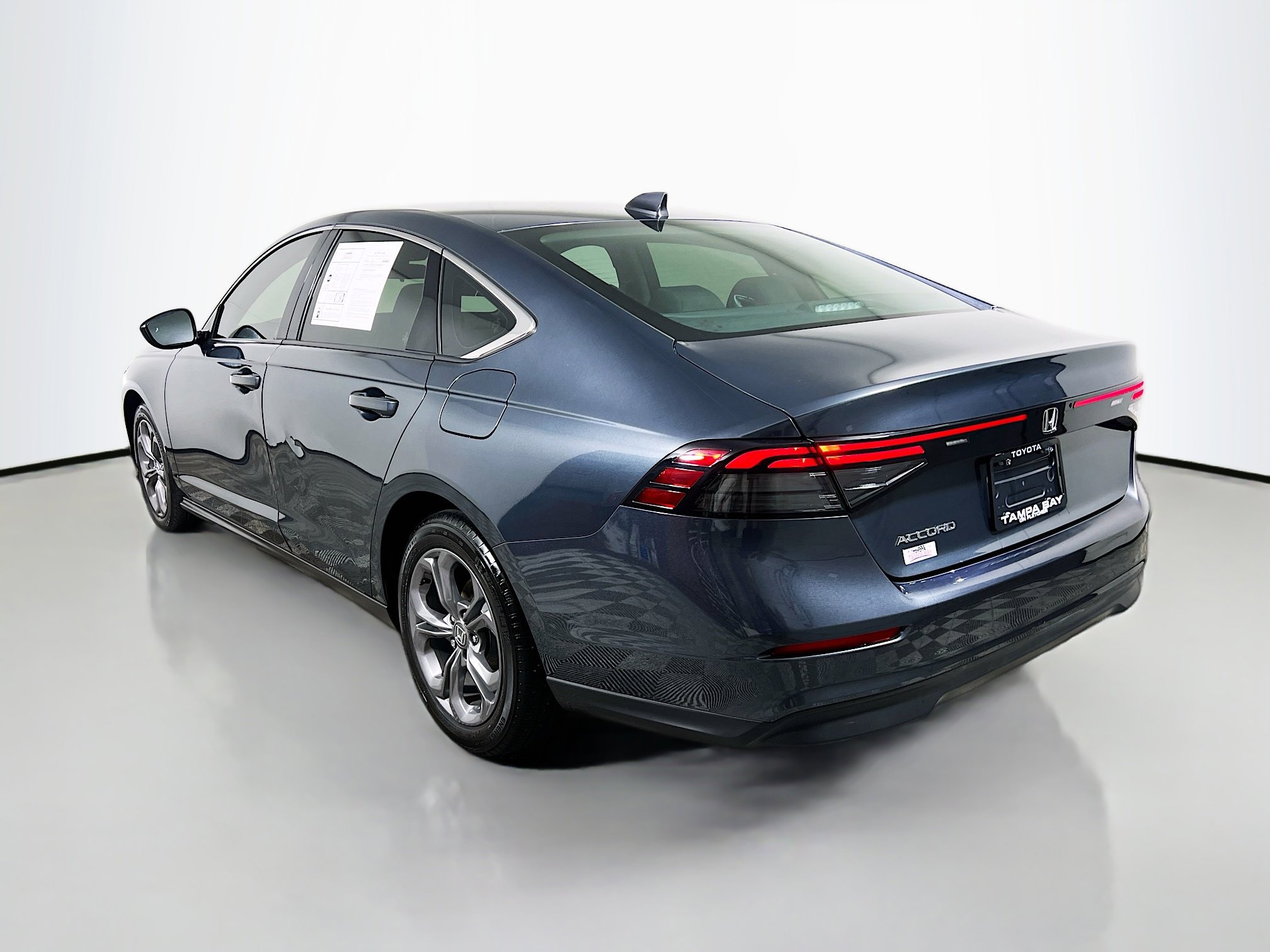 Used 2024 Honda Accord EX image 8