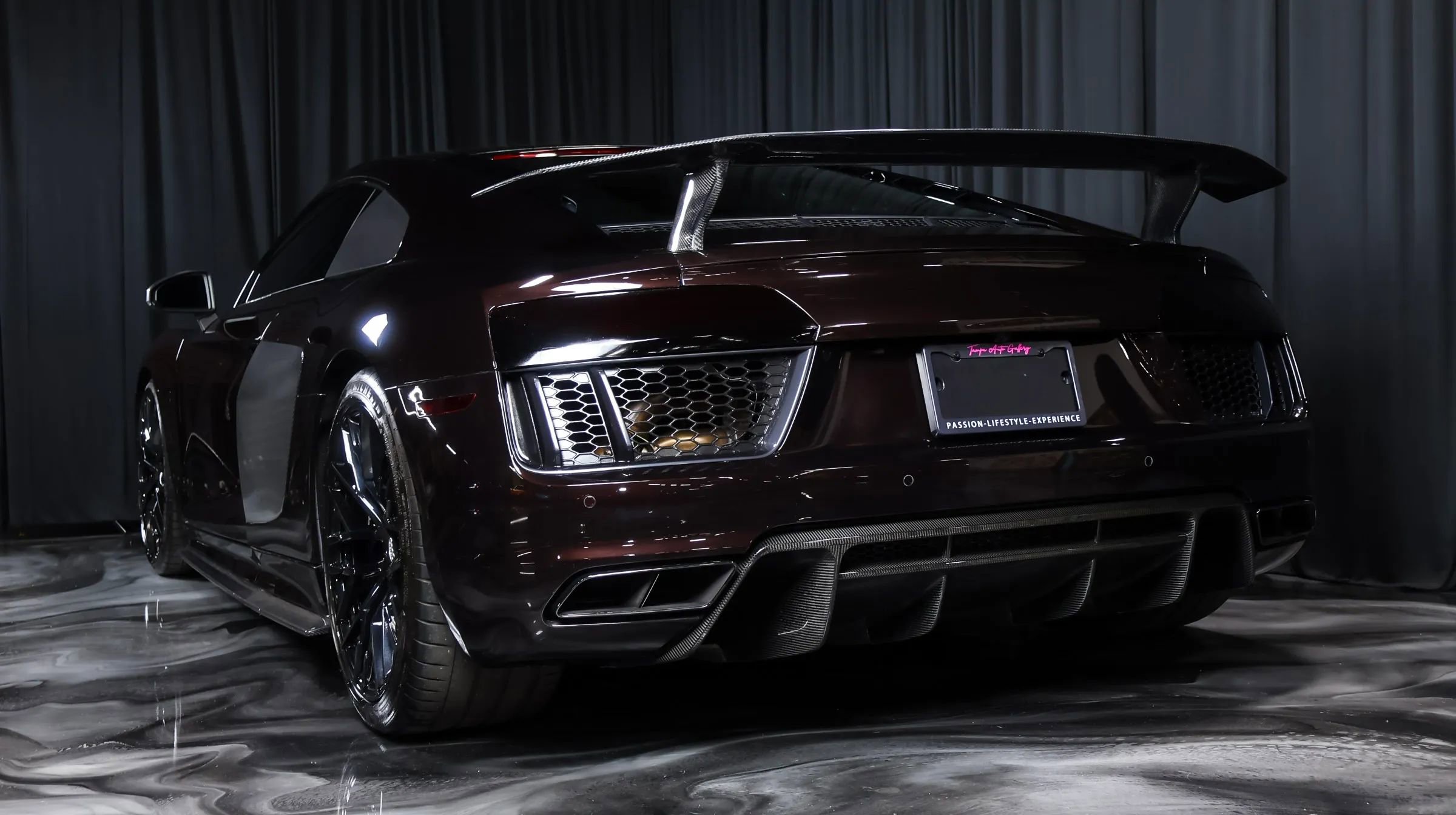 Used 2017 Audi R8 V10 plus image 5