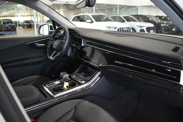 Used 2023 Audi Q7 3.0T Premium Plus AWD/4WD image 38