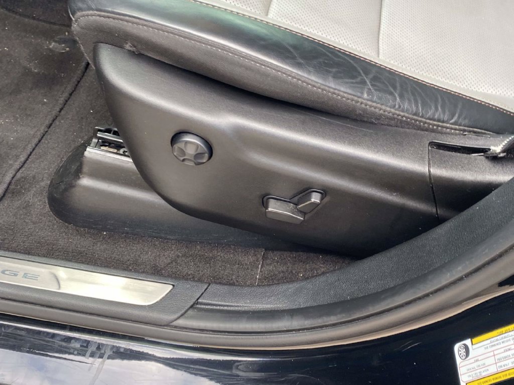 Used 2022 Dodge Durango R/T RWD image 21