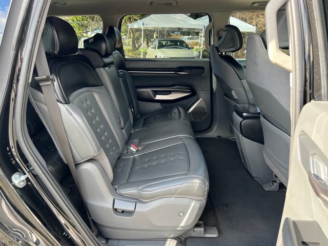 Used 2024 Kia EV9 Wind image 11