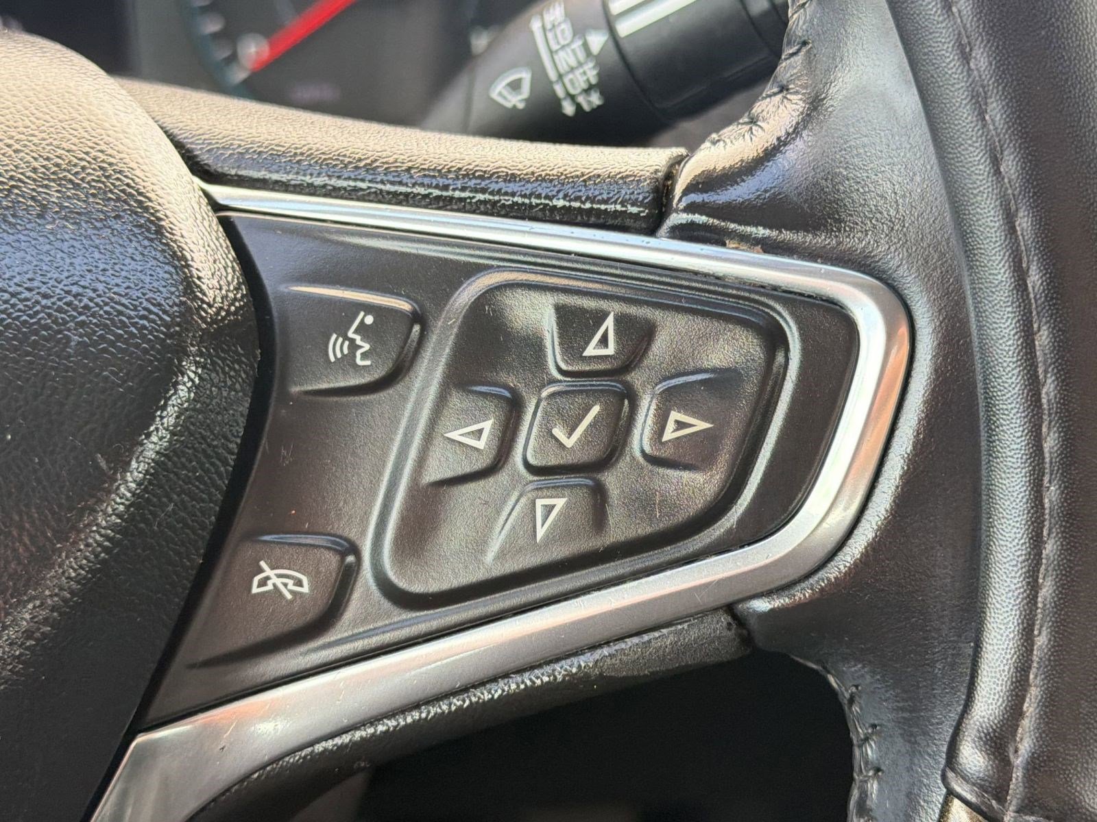 Used 2020 Chevrolet Malibu RS FWD image 27