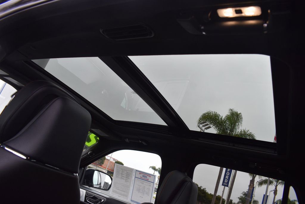 Used 2024 Lincoln Navigator Black Label image 17