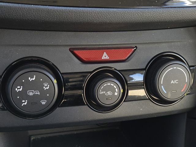 Used 2017 Subaru Impreza 2.0i Premium image 6