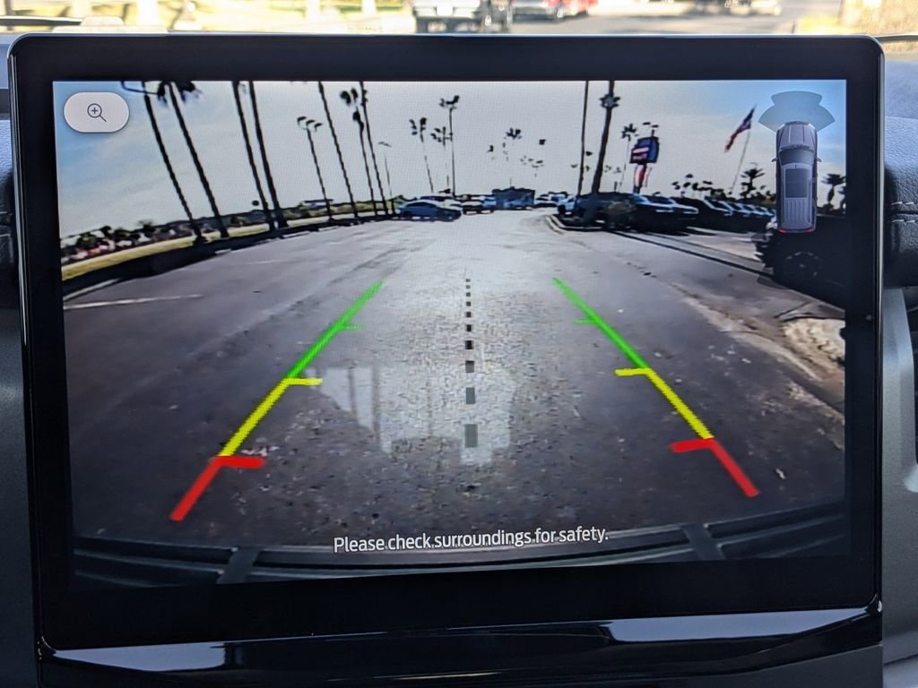 Used 2024 Ford Expedition XLT image 24