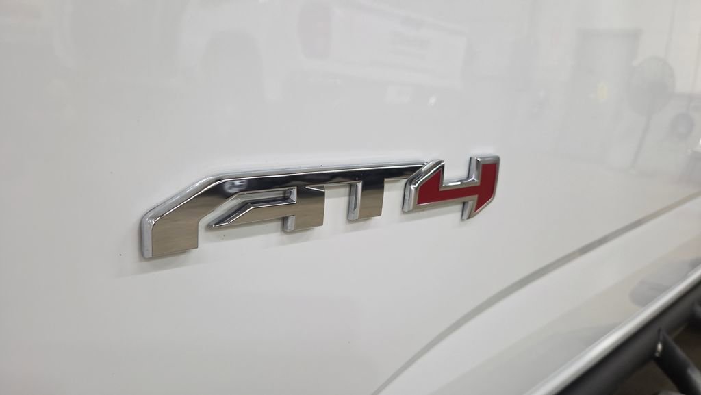Used 2022 GMC Canyon AT4 w/ Trailering Package image 32