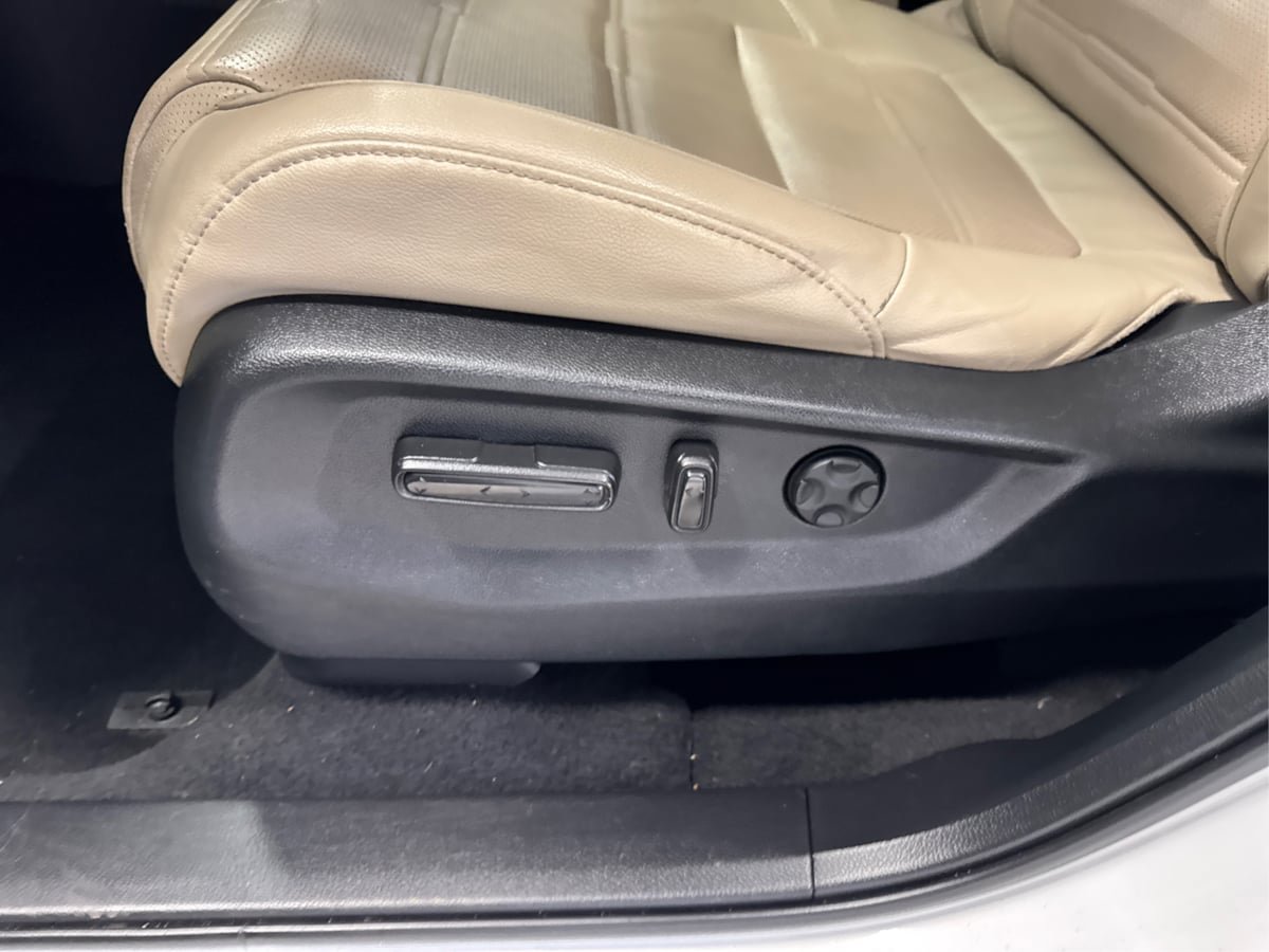 Used 2019 Honda CR-V EX-L image 23