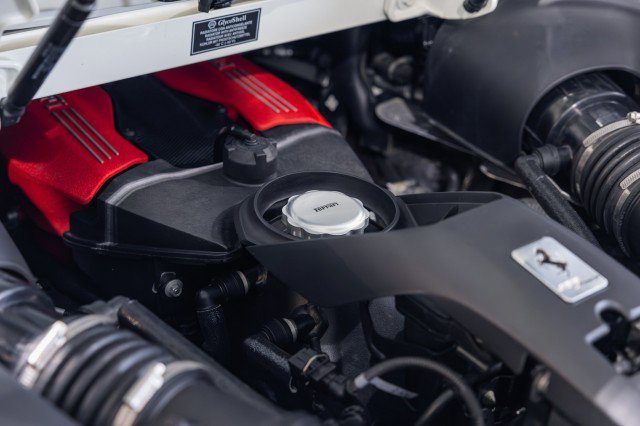 Used 2018 Ferrari 488 Spider image 21