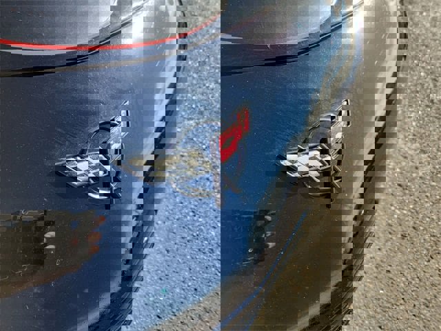 Used 2004 Chevrolet Corvette Coupe image 25