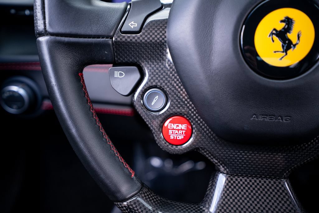 Used 2016 Ferrari 488 GTB RWD image 38