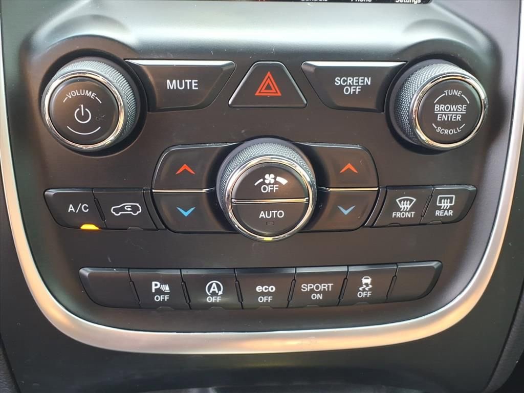 Used 2019 Dodge Durango SXT AWD/4WD image 8