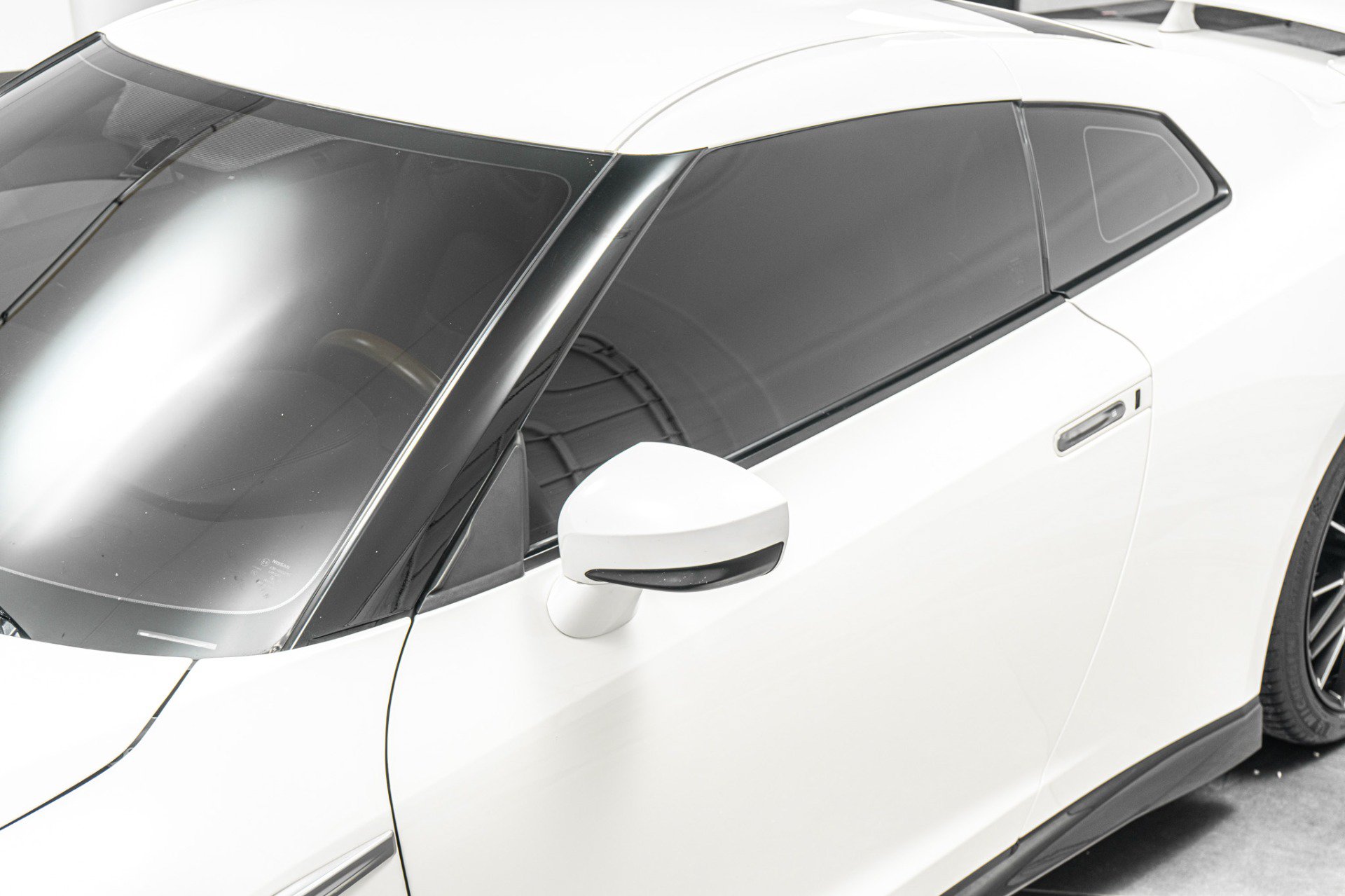 Used 2021 Nissan GT-R Premium AWD/4WD image 36