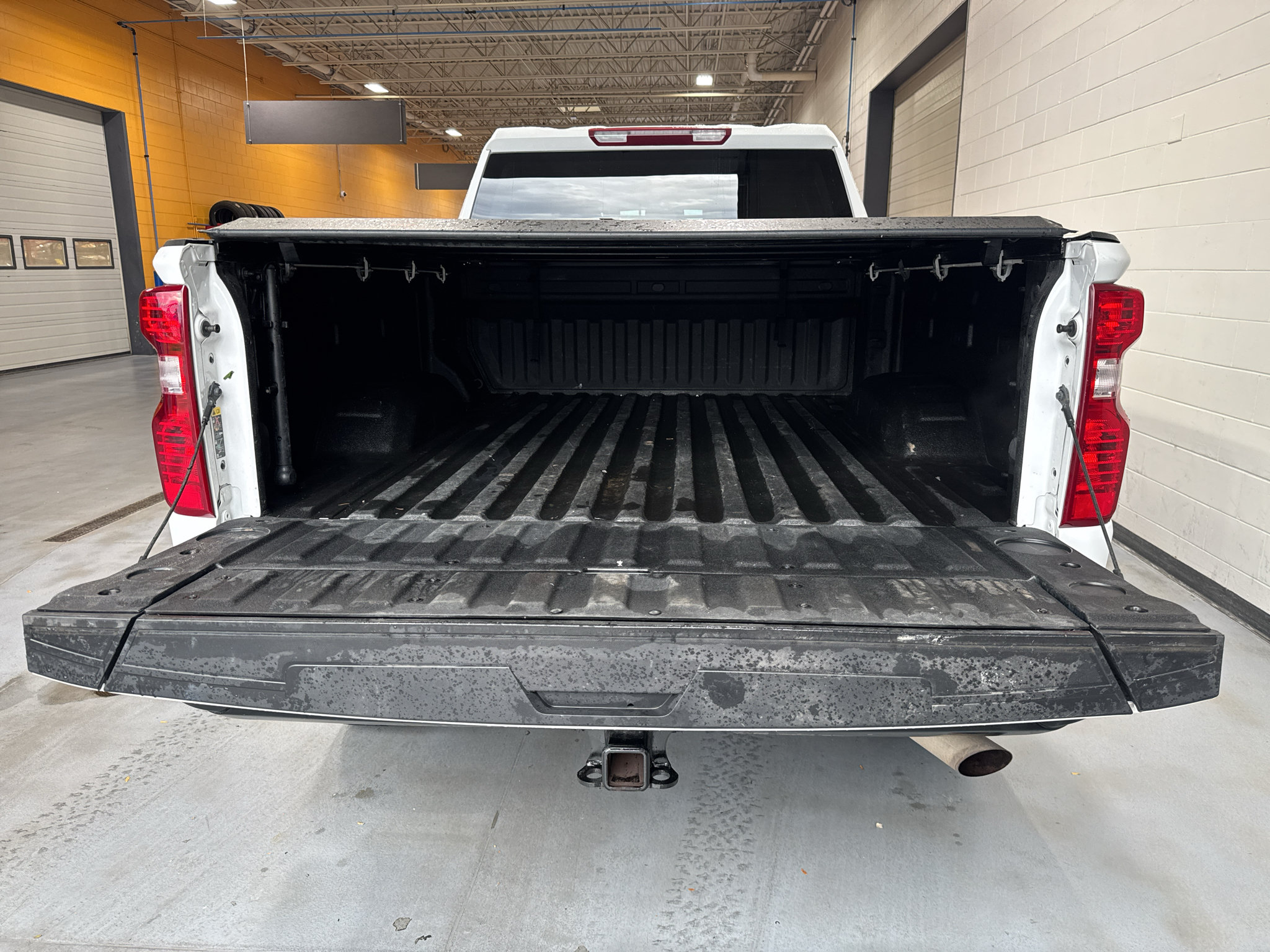 Used 2024 Chevrolet Silverado 2500 Custom w/ Custom Convenience Package AWD/4WD image 22