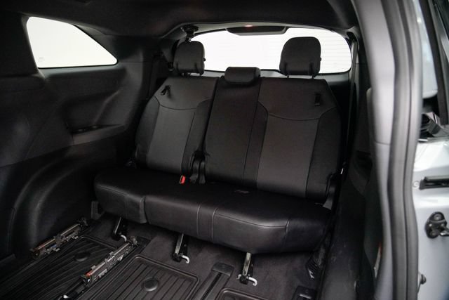 Used 2024 Toyota Sienna XSE AWD/4WD image 20