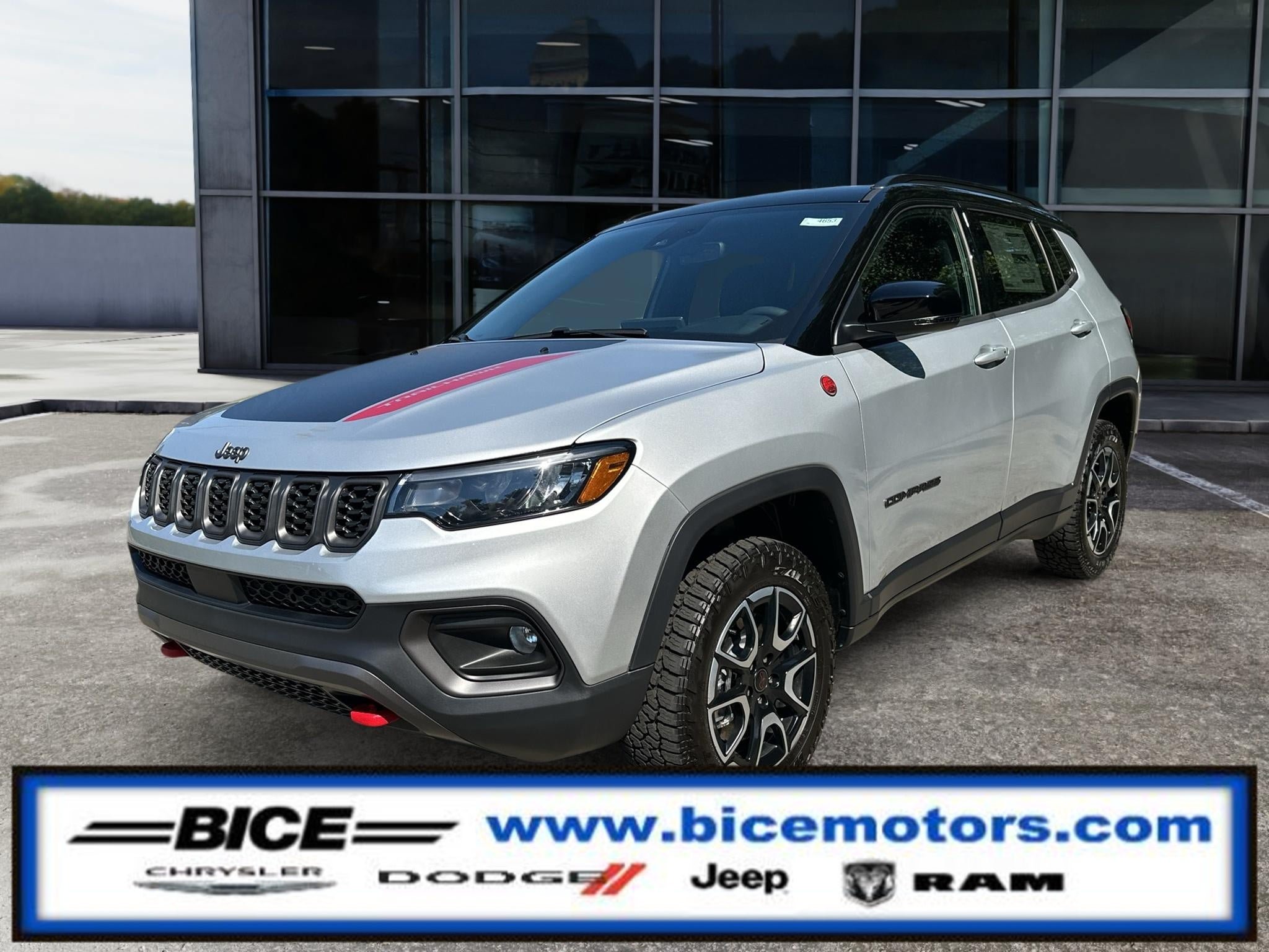 New 2026 Jeep Compass Trailhawk