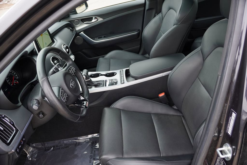 Certified 2020 Kia Stinger GT1 image 16