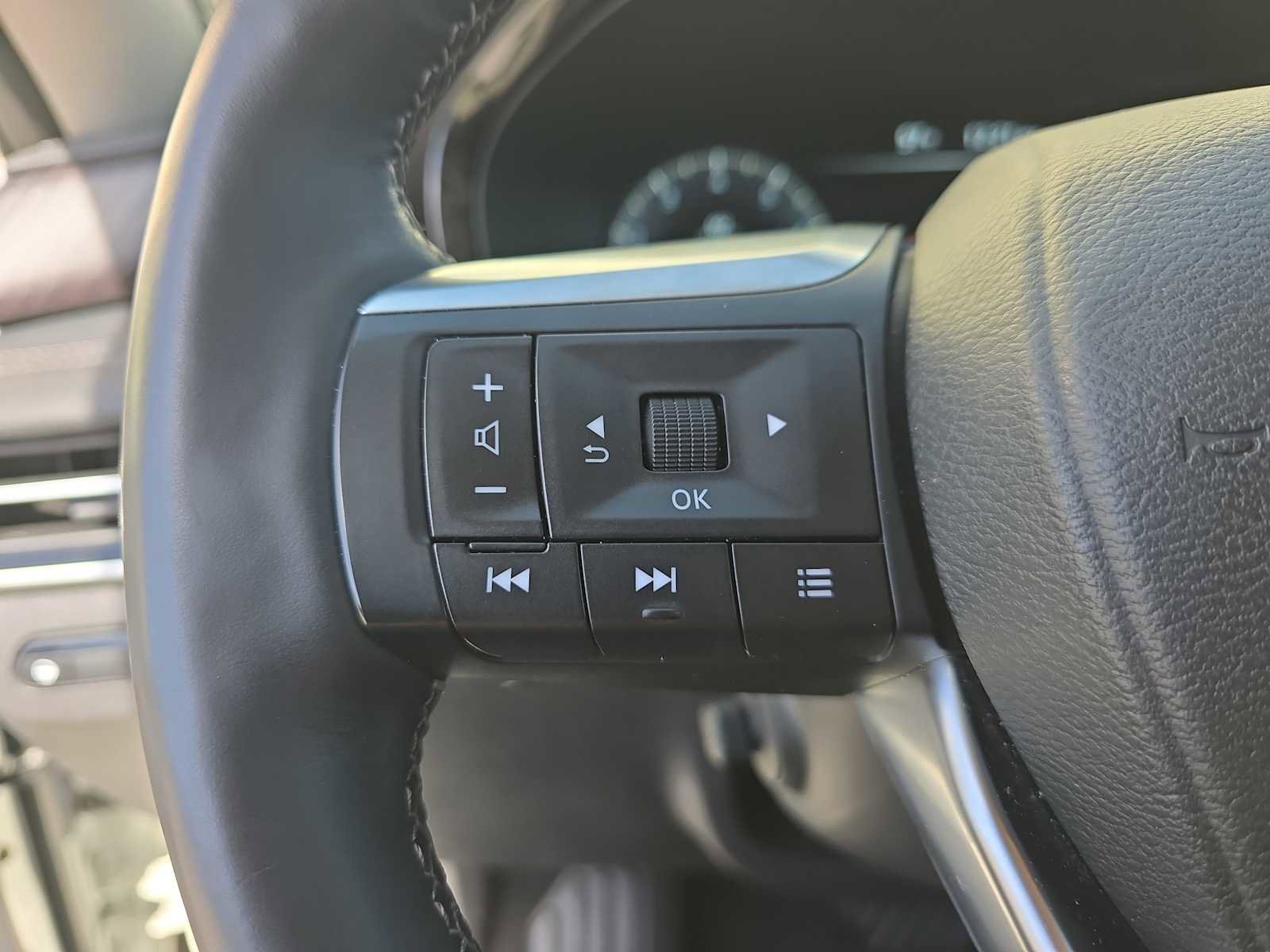 Used 2024 INFINITI QX60 Sensory w/ Vision Package AWD/4WD image 29