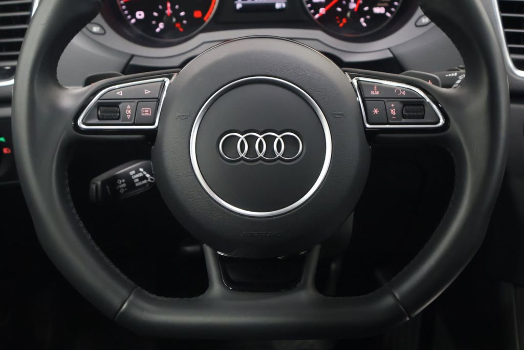 Used 2018 Audi Q3 2.0T Premium Plus AWD/4WD image 17