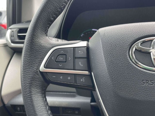 Certified 2025 Toyota Sienna XLE FWD image 23