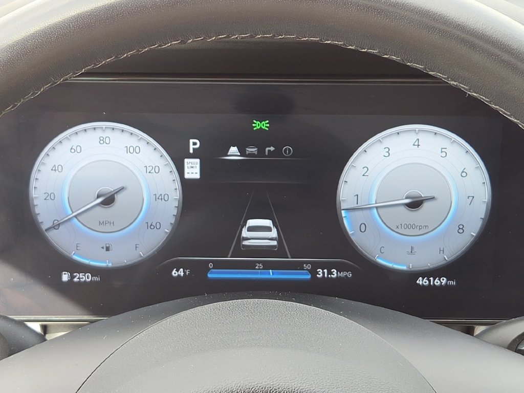 Used 2024 Hyundai Elantra Limited FWD image 21