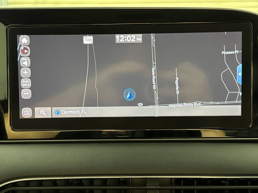 Used 2021 Hyundai Palisade Limited FWD image 16