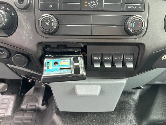 Used 2015 Ford F250 XL w/ Power Equipment Group AWD/4WD image 21