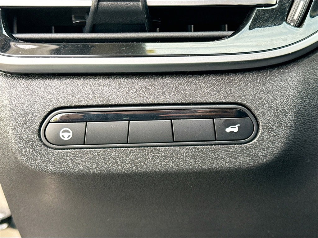 Used 2026 INFINITI QX60 Luxe w/ Cargo Package image 11