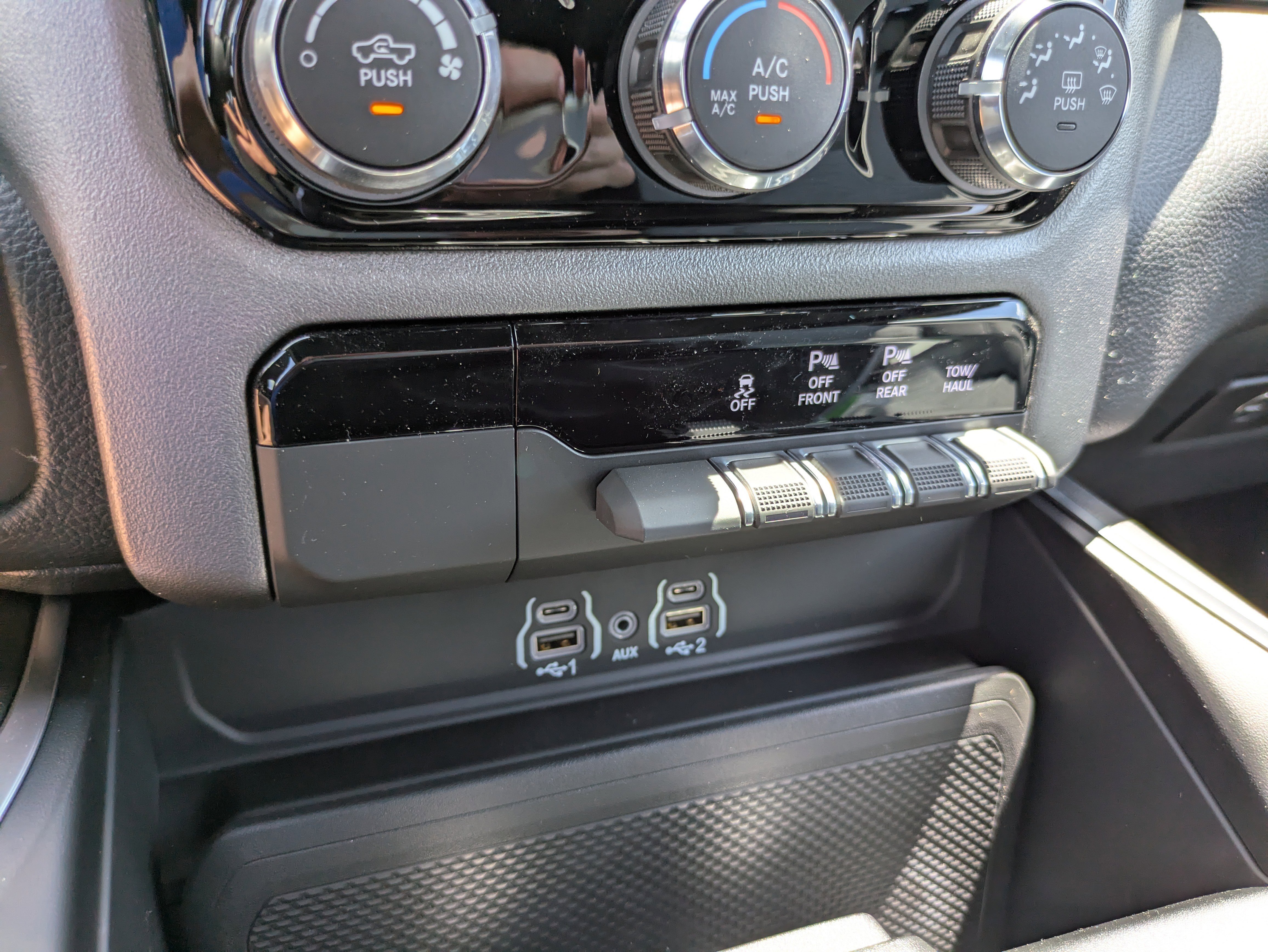 New 2025 RAM 1500 Big Horn image 18