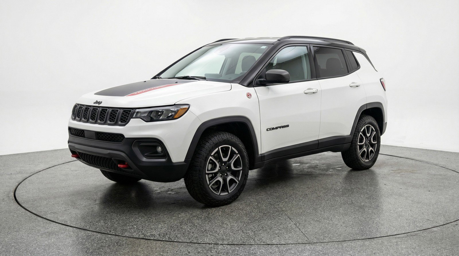 Used 2025 Jeep Compass Trailhawk AWD/4WD image 3
