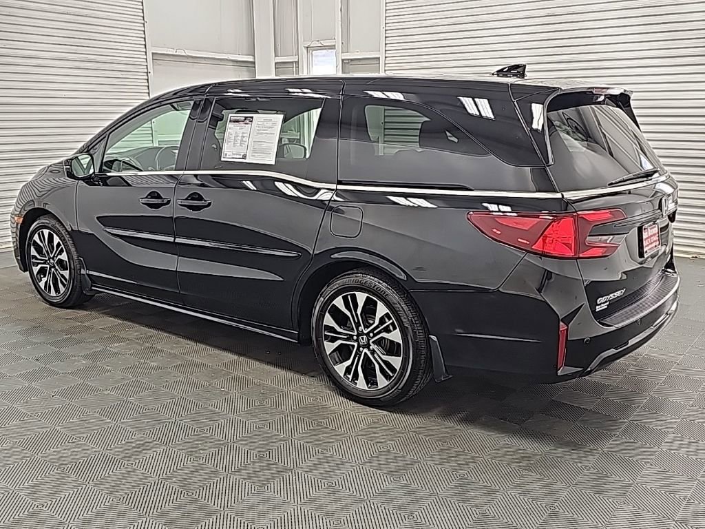 Used 2025 Honda Odyssey Elite image 5