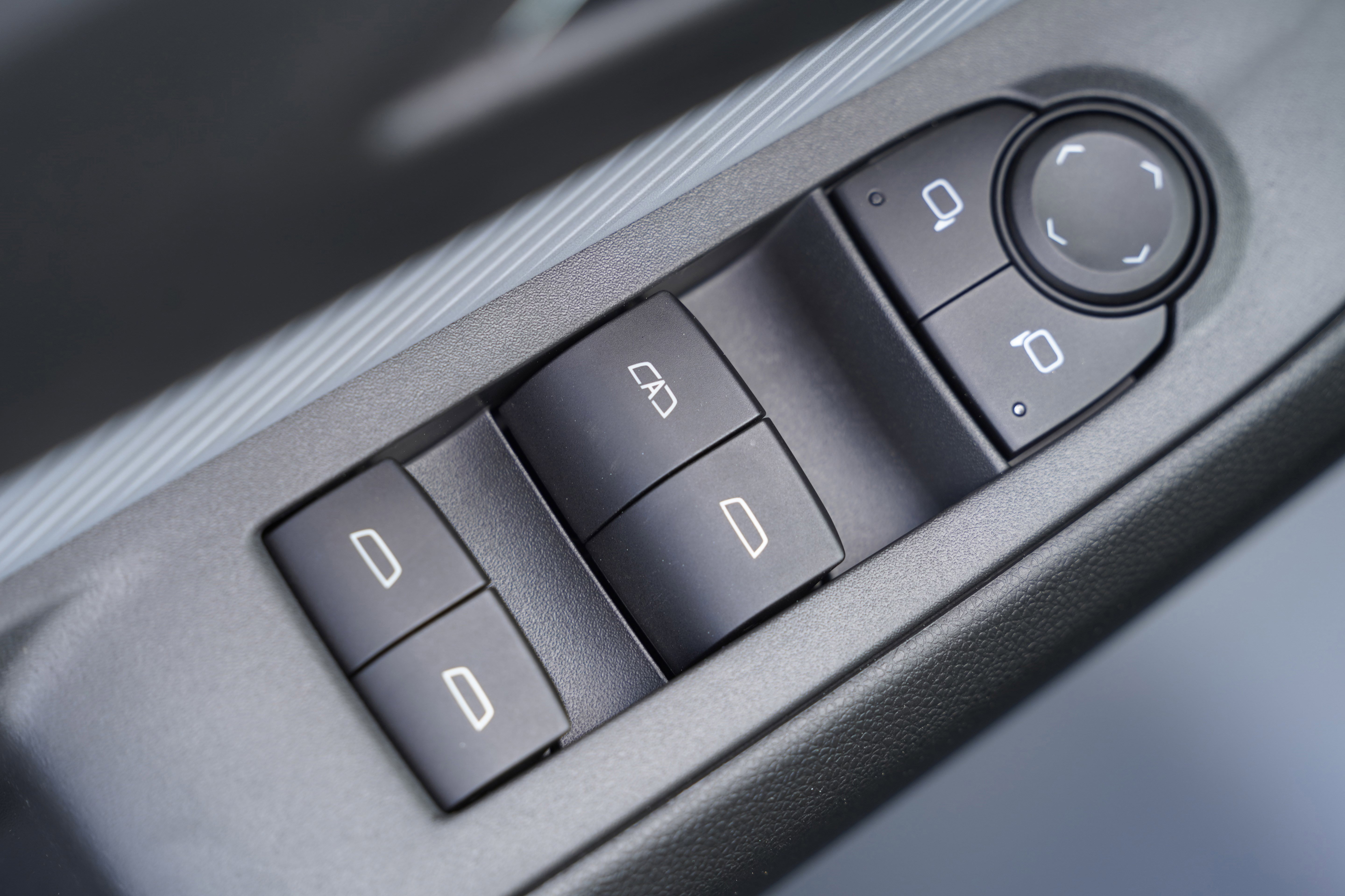 New 2027 Chevrolet Bolt RS image 40