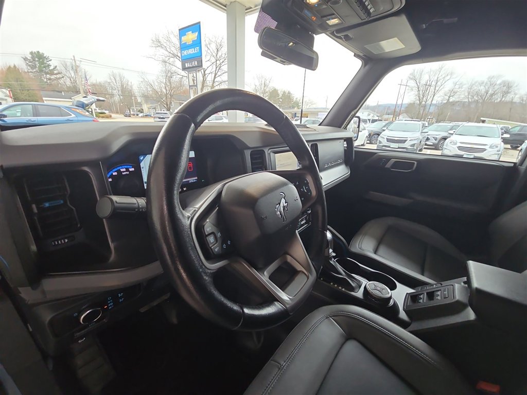 Used 2021 Ford Bronco Black Diamond image 10