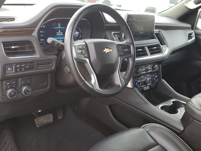 Used 2024 Chevrolet Suburban Premier AWD/4WD image 20