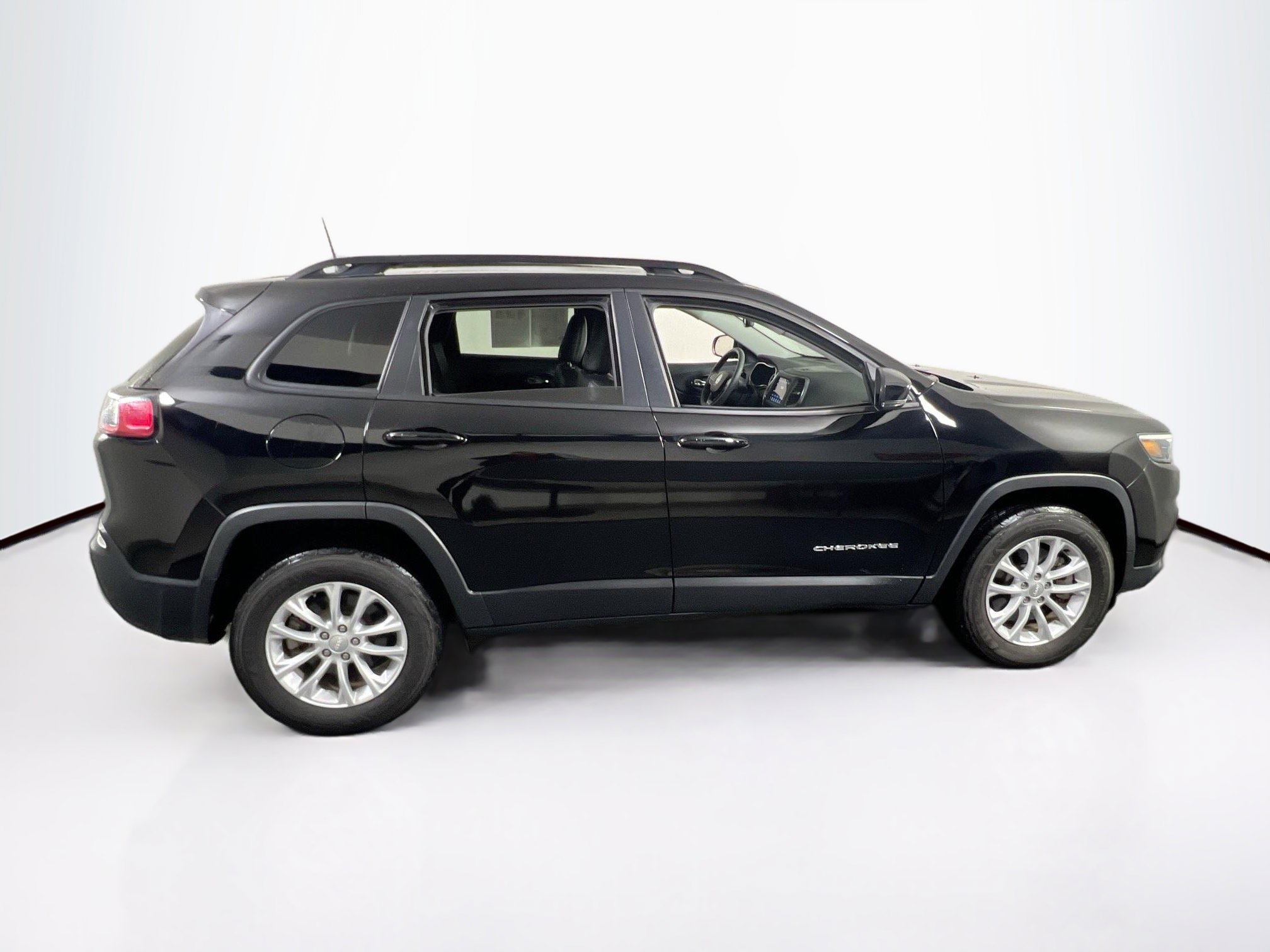 Used 2022 Jeep Cherokee Latitude Lux image 4