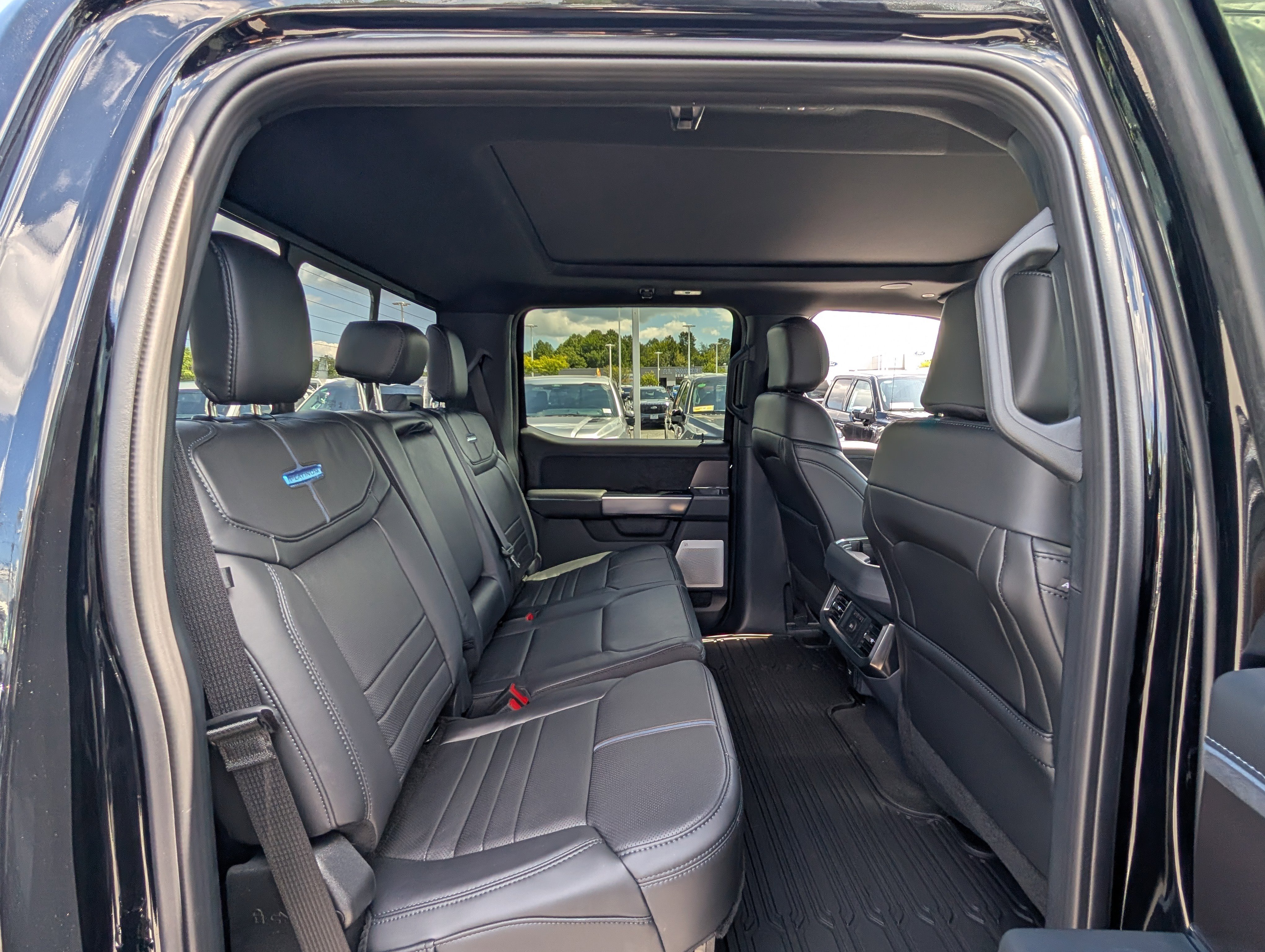 New 2026 Ford F250 Platinum image 9