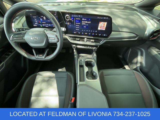 Used 2024 Chevrolet Equinox EV RS FWD image 19