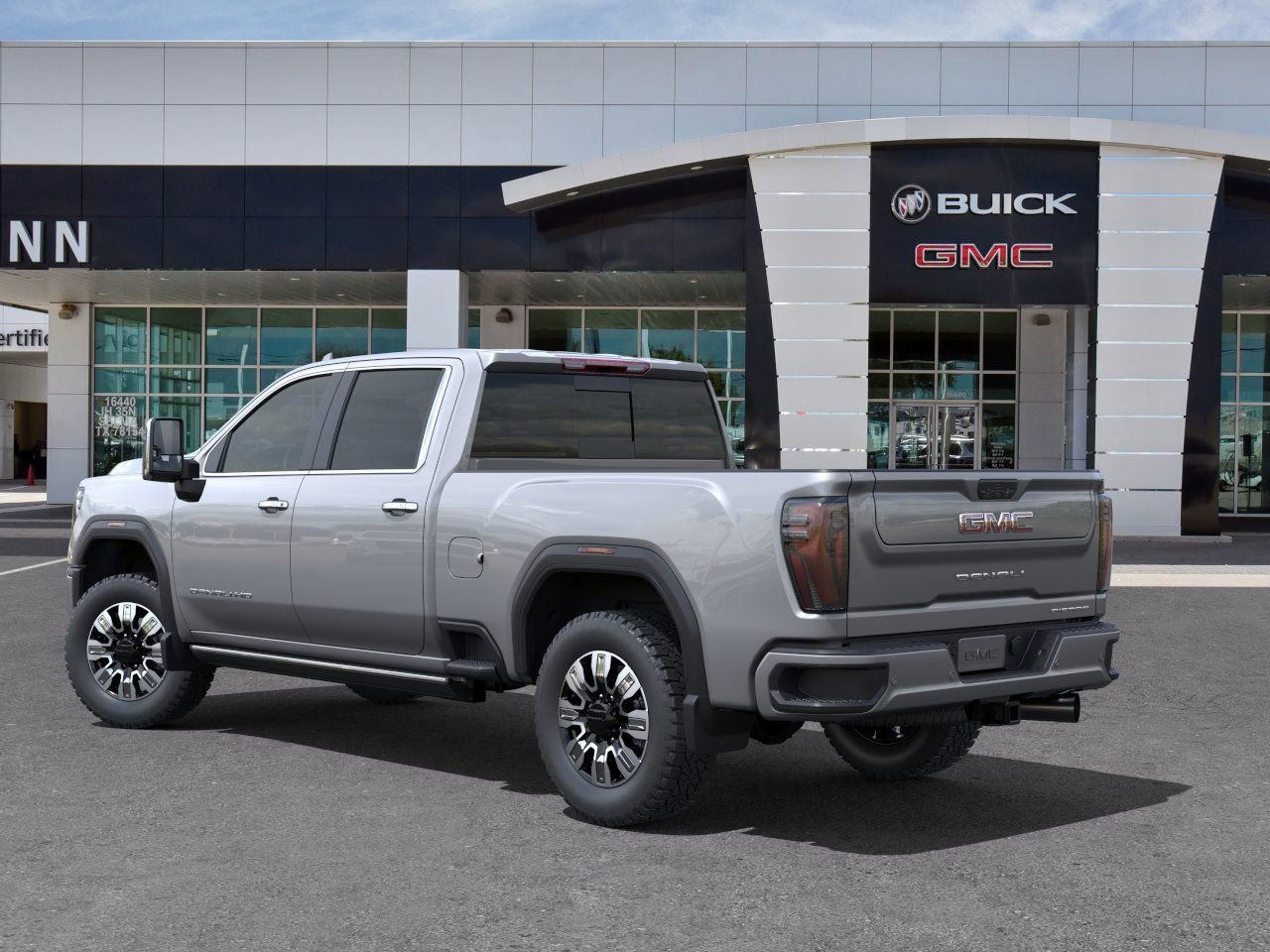 New 2025 GMC Sierra 2500 Denali w/ Denali Reserve Package image 3