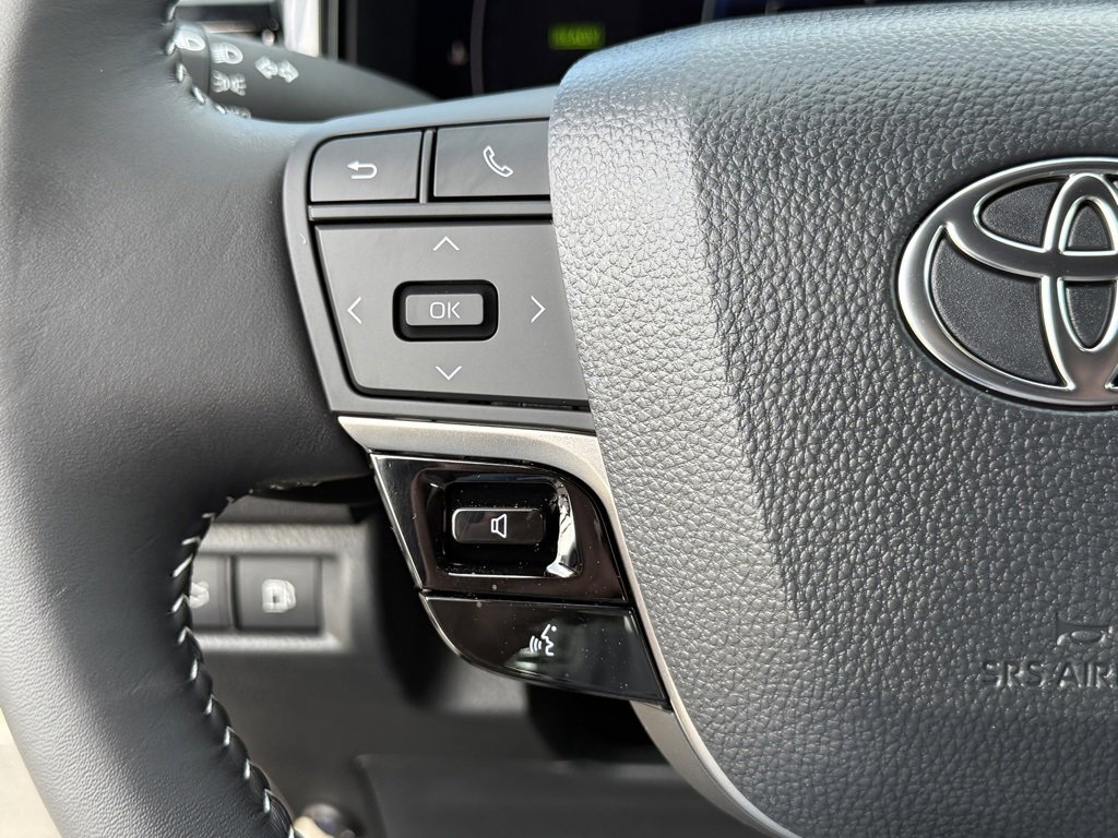 New 2026 Toyota Camry SE image 22