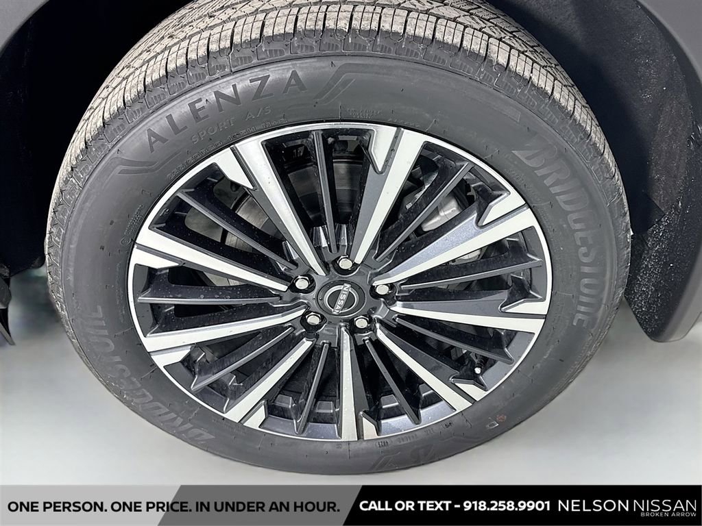 New 2026 Nissan Pathfinder Platinum image 33